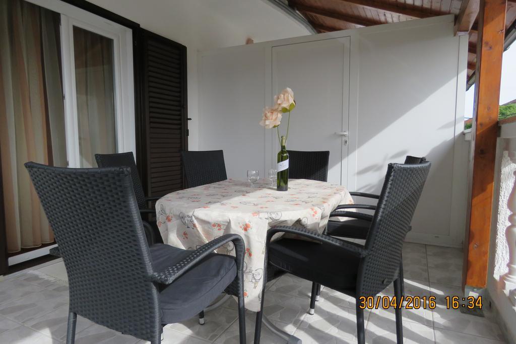 Apartments Gloria Биоград-на-Мору Экстерьер фото