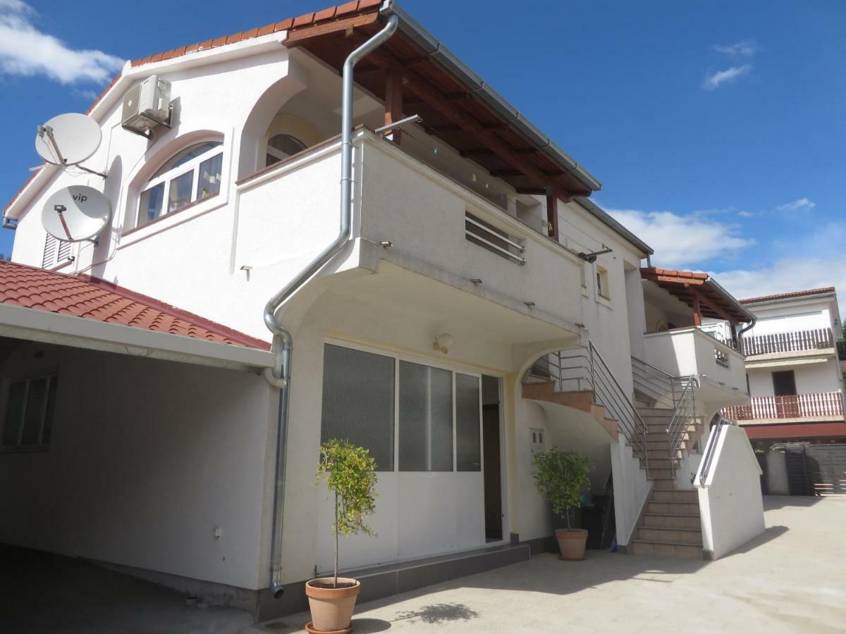Apartments Gloria Биоград-на-Мору Номер фото